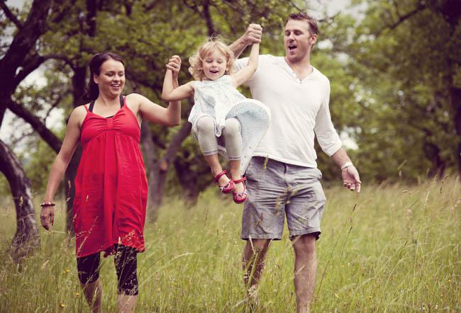 Banyak anak ingin bermain lebih lama dengan orang tuanya | Foto: copyright parenting-consultant.com