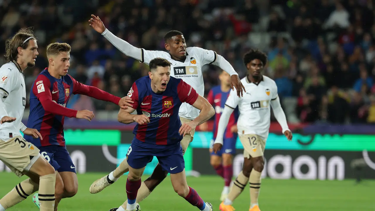 Striker Barcelona, Robert Lewandowski