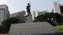 Patung Pahlawan terlihat di Taman Tugu Tani, Jakarta, Rabu (9/1). Taman Tugu Tani masuk dalam rencana revitalisasi lima taman yang ada di Jakarta pada tahun ini. (Liputan6.com/Helmi Fithriansyah)