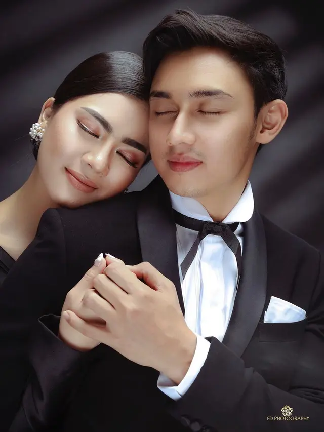 Immanuel Caesar Hito dan Felicya Angelista. (Foto: Instagram @felicyangelista_)