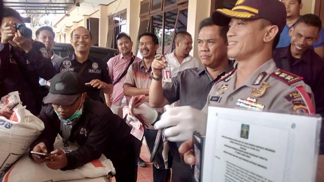 Wartawan Gadungan di Garut Peras Kepala Desa