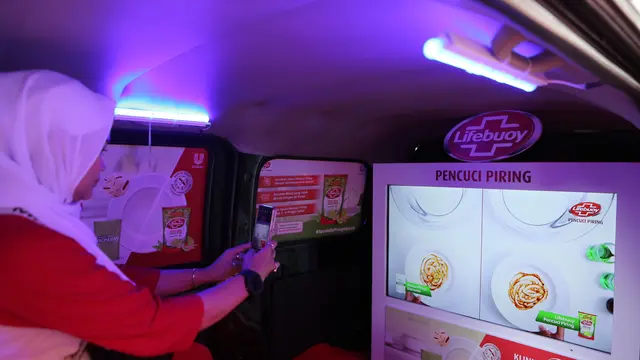 Pengunjung Antusias dengan Produk Lifebuoy Pencuci Piring