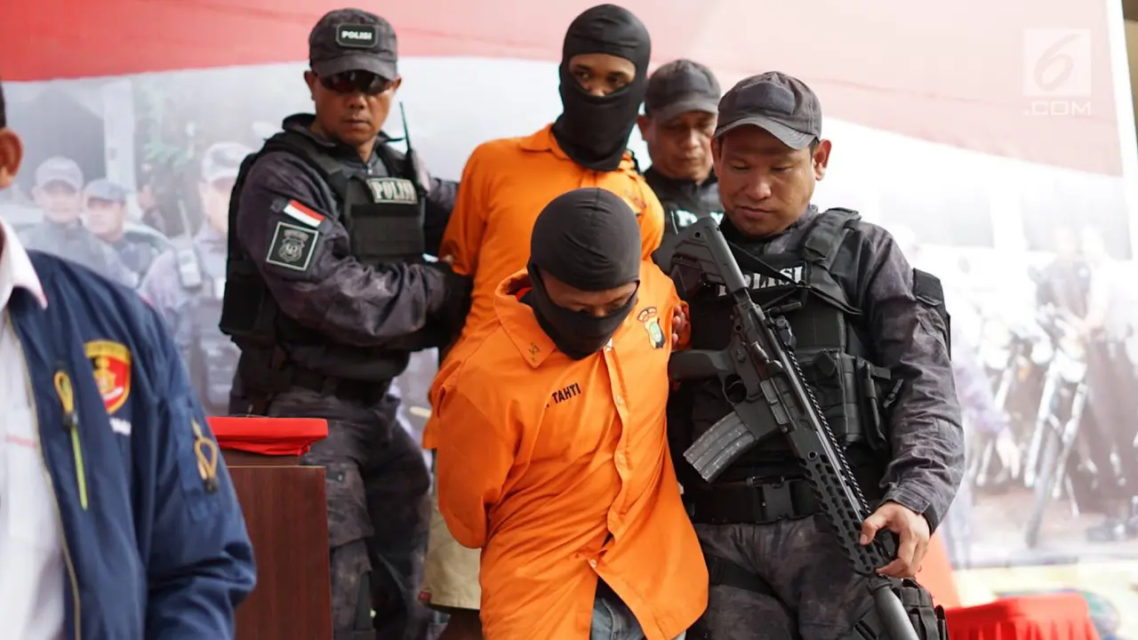 Polisi Bekuk 4 Tersangka Kasus Istri Bunuh dan Bakar Suami
