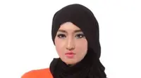 Blogger asal Bandung pun punya gaya tersendiri terkait gaya fashion hijab.