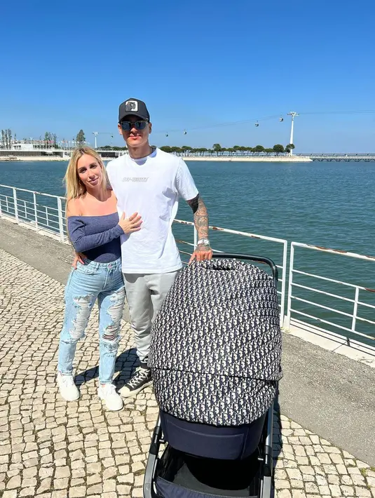 (Instagram/darwin_n9)