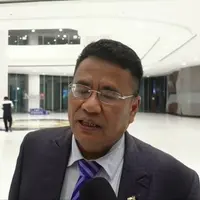 Raffi Ahmad dikabarkan menggugat cerai Nagita Slavina. Dikabarkan menjadi kuasa hukum Raffi, Hotman Paris Hutapea pun membantah kabar gugatan tersebut. Menurut Hotman, rumah tangga Raffi saat ini dalam keadaan baik-baik saja.