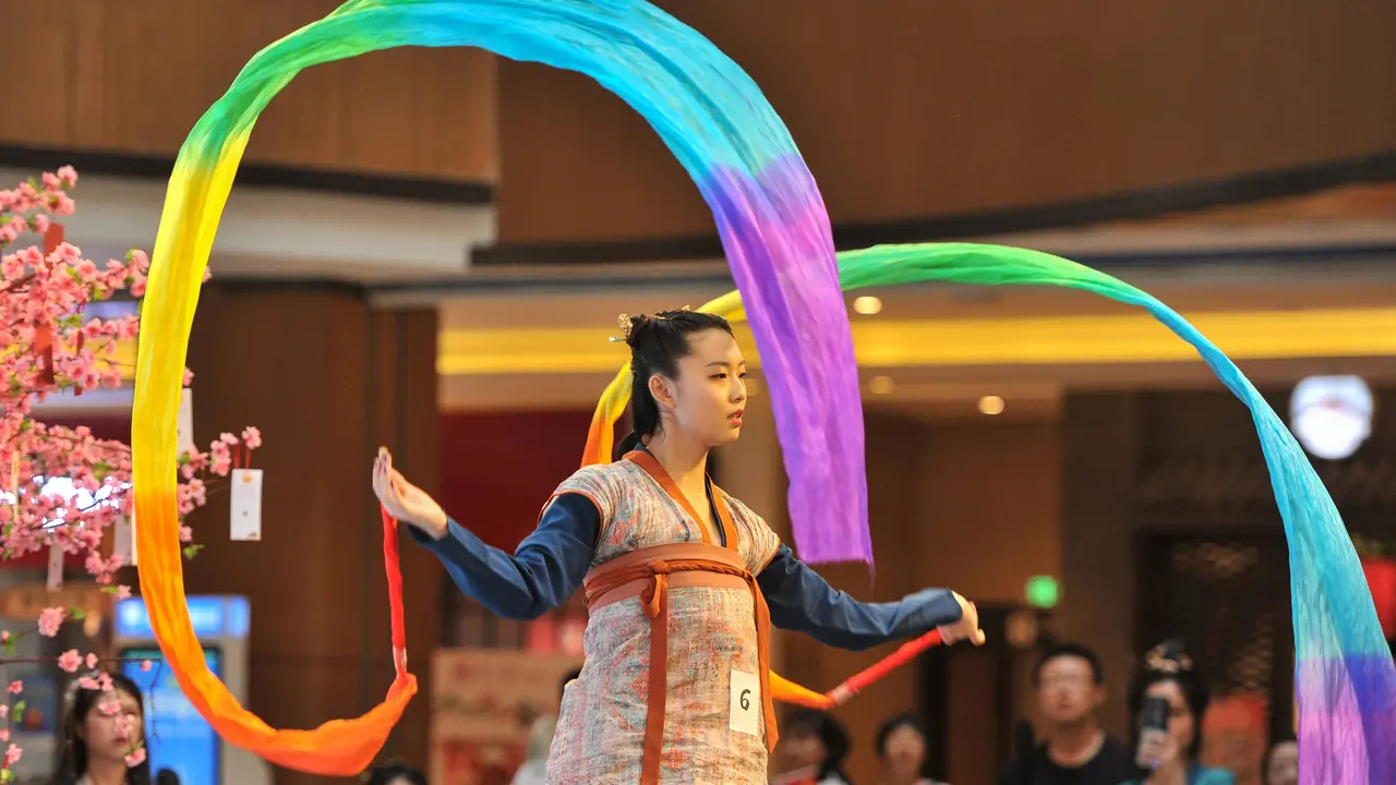 Busana Tradisional China