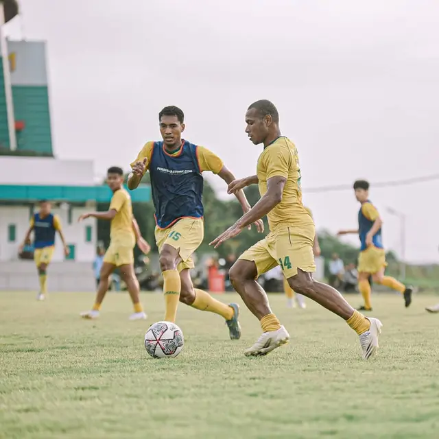 6 Potret Latihan Tim Persebaya, Persiapan Jelang Seri Keempat BRI Liga 1