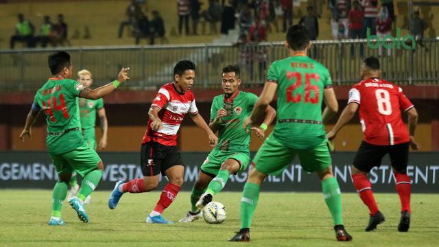 Madura United vs Kalteng Putra