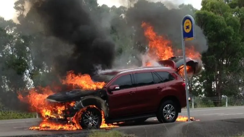 Ford Everest Tiba-tiba Terbakar Saat Test Drive