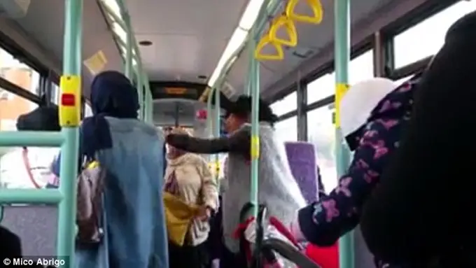 Mencaci Maki Perempuan Muslim, Orang Ini Ditahan Pihak Berwajib