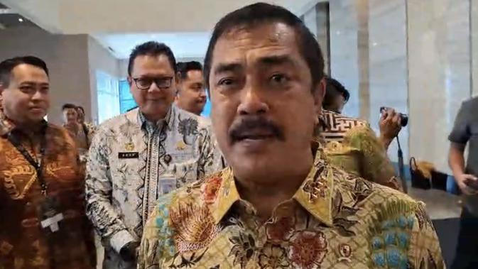 Kalapas Enemawira Dicopot Buntut Paksa Napi Muslim Makan Daging Anjing