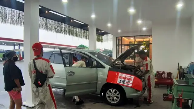 Auto2000