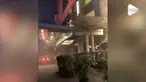 Kebakaran melanda sebuah pusat perbelanjaan Pejaten Village, Jakarta Selatan. Petugas pemadam kebakaran pun dikerahkan ke lokasi.