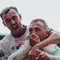 Pemain West Ham, Jarrod Bowen, mencium logo klub selepas mencetak gol ke gawang Nottingham Forest pada pekan 3 Liga Inggris 2025/2026 di City Ground. (Bola.com/Dok. West Ham)