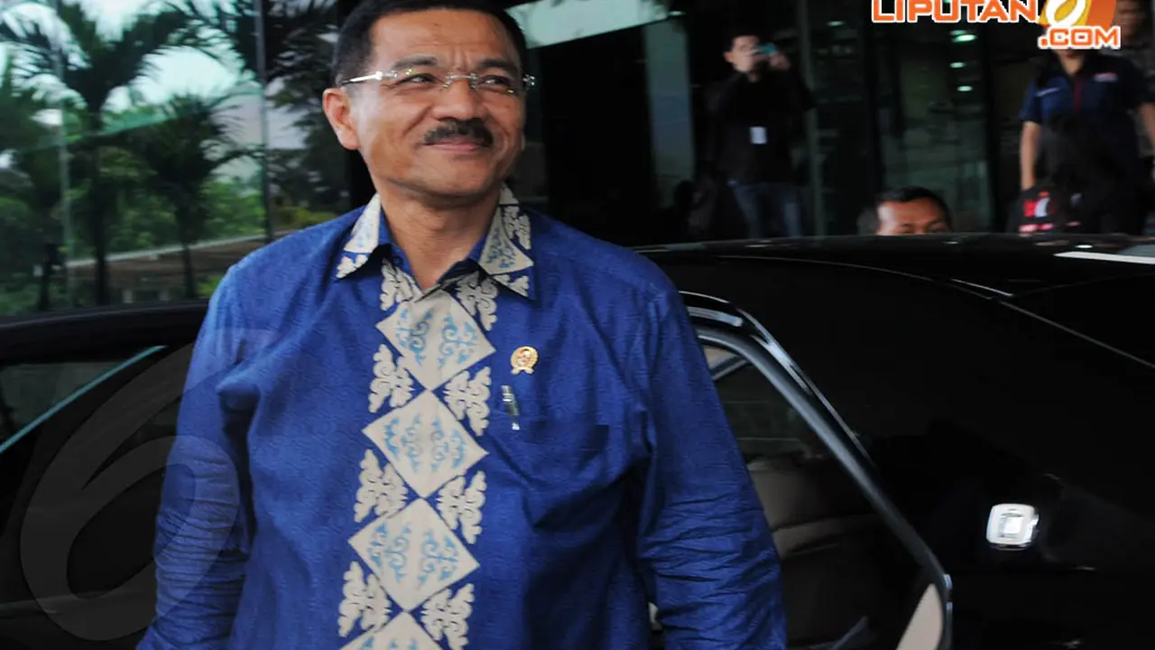 Subsidi Pangan Bikin Gamawan Fauzi Sambangi KPK