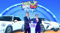 Direktur Jaringan dan Layanan BRI Andrijanto mengucapkan selamat kepada para pemenang undian BRImo FSTVL 2023