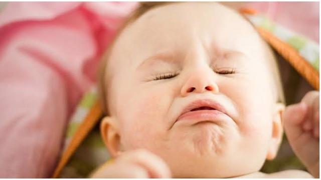 Potret Lucu Bayi Sebelum Bersin ini Bikin Makin Gemes