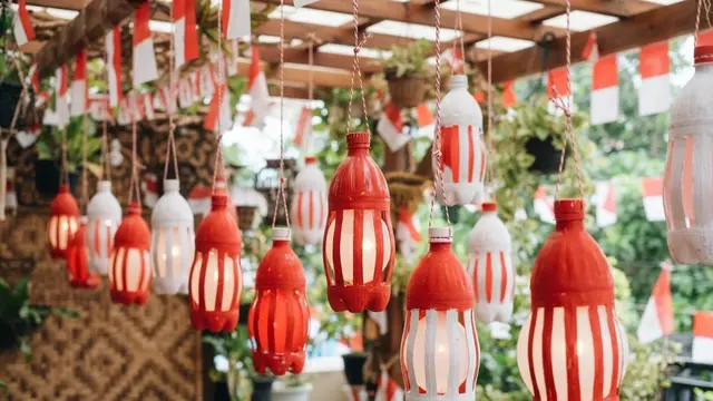 Ide Hiasan 17 Agustus dari Botol Plastik Bekas