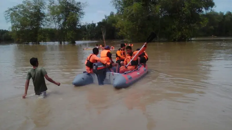 Seorang Pelajar di Tuban Jadi Korban Luapan Bengawan Solo