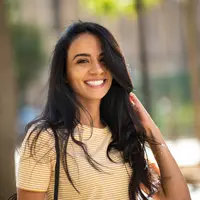 ilustrasi cantik tersenyum/mimagephotography/Shutterstock