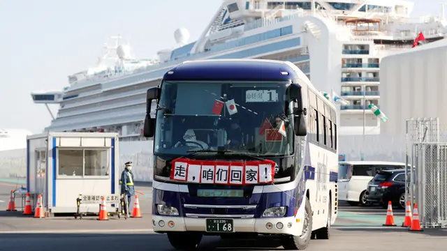 Penumpang Negatif Virus Corona Tinggalkan Diamond Princess