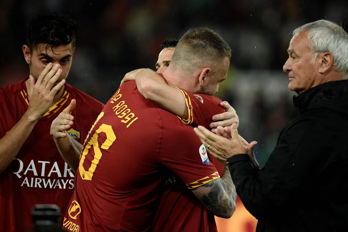 FOTO: Momen Perpisahan Daniele De Rossi dengan AS Roma