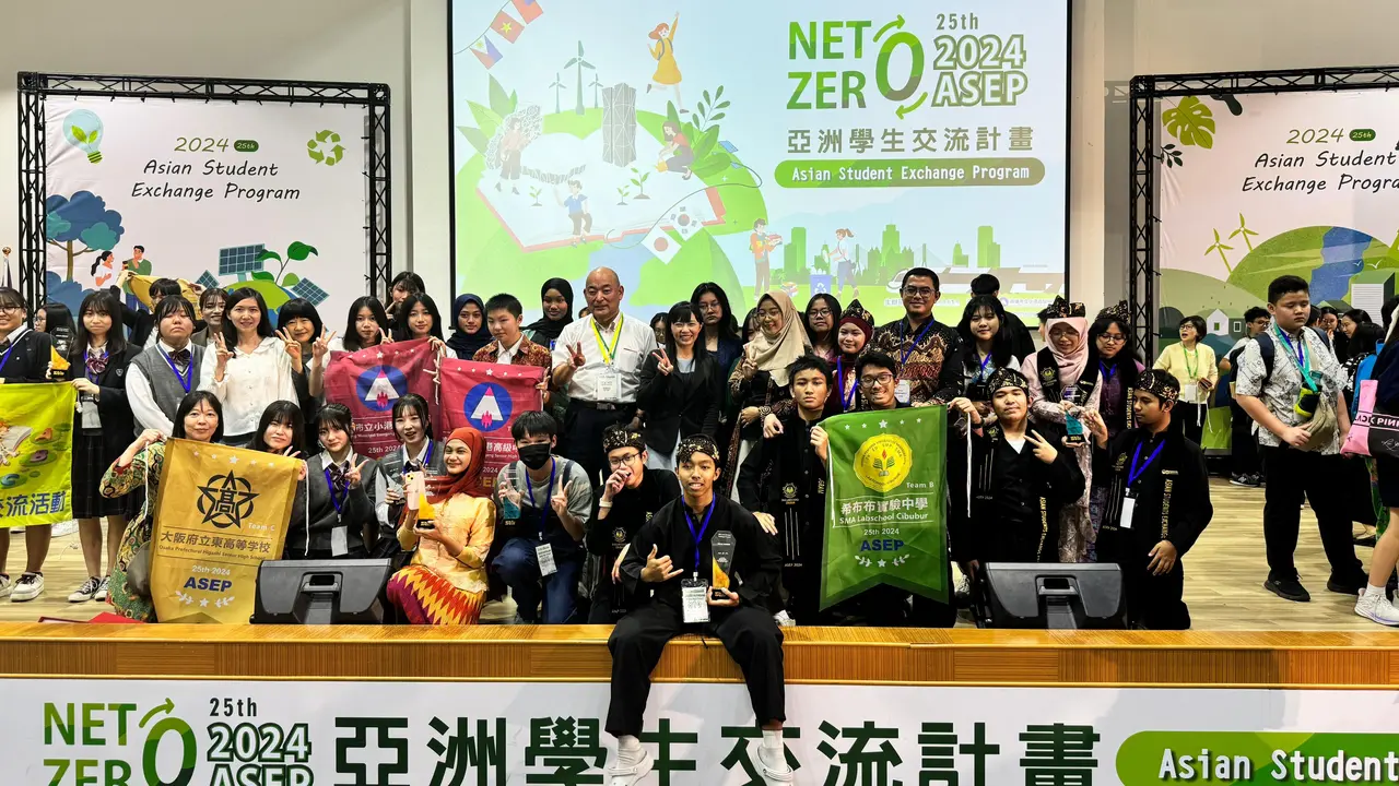 Dua tim SMA Labschool Cibubur mendapatkan juara Platinum Award dan Gold Award, dalam ajang Asian Student Exchange Program 2024 (ASEP 2024) di Kaohsiung, Taiwan (Istimewa)