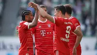 Mempunyai duet penyerang yang tajam tentu menjadi nilai plus bagi sebuah tim untuk dapat meraih kemenangan. Kerjasama antar keduanya berpeluang besar menghasilkan gol demi gol. Bahkan, saat salah satu penyerang absen, penyerang lainnya yang tak kalah tajam akan menggantikan peran tersebut. Berikut duo penyerang tajam terbaik di 5 liga top Eropa pada musim 2021/2022. (AFP/Ronny Hartmann)