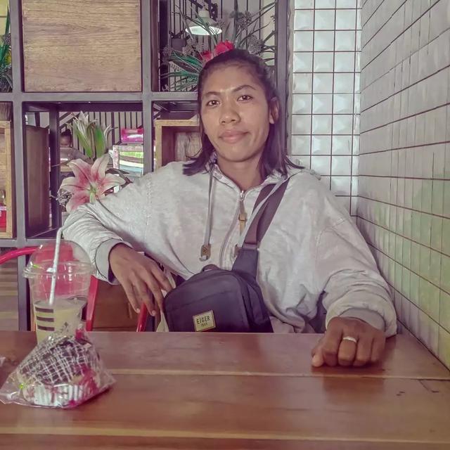 6 Potret Atlet Susanti Ndapataka, Peraih Medali Emas yang Dijemput Pakai Pick Up