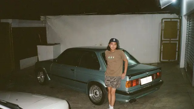 Artis Hobi Koleksi Mobil Klasik