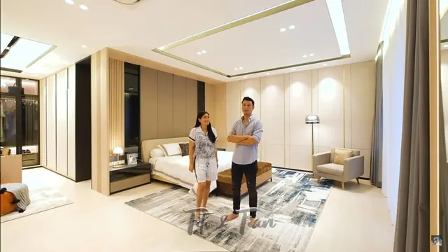 Rumah Baru Titi Kamal dan Christian Sugiono