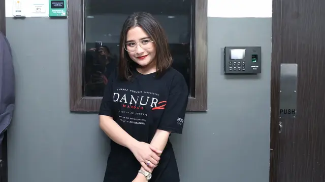 [Bintang] Prilly Latuconsina