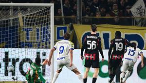 Parma saat sukses menahan imbang AC Milan pada ajang Liga Italia 2025/2026. (Piero CRUCIATTI / AFP)