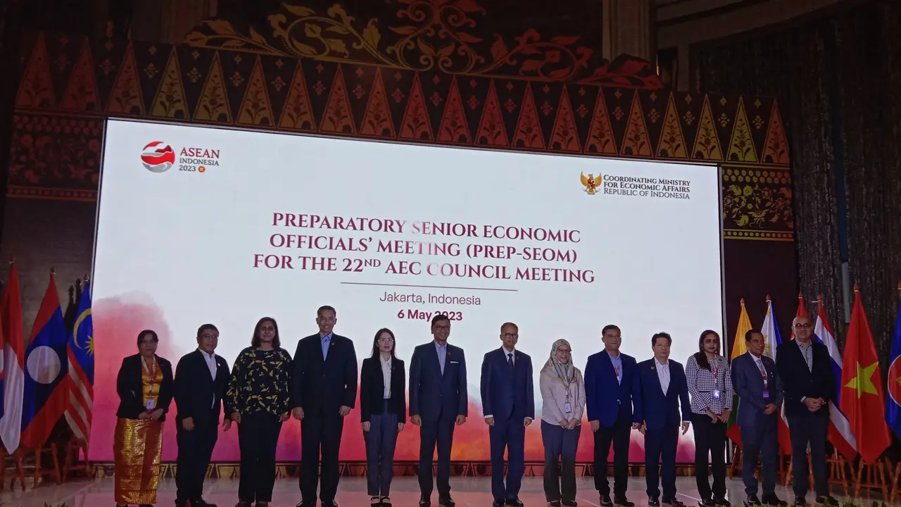 Prepatory  Senior Economic Officials' Meeting (Prep-SEOM) for the 22nd AECC Meeting di Hotel Indonesia Kempinski, Jakarta, Sabtu (6/5/2023).