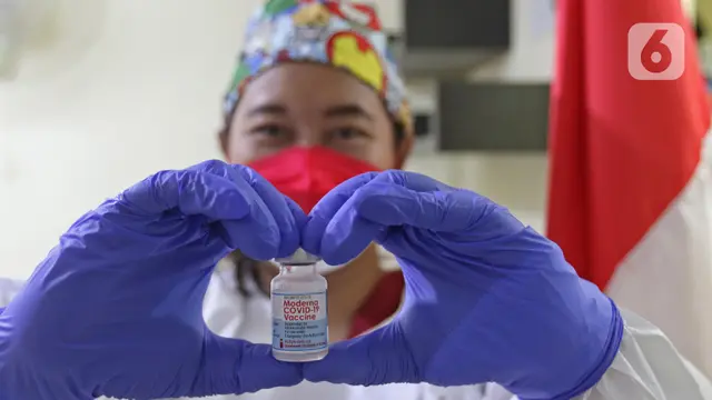 Vaksin Moderna untuk Vaksinasi Dosis Ketiga bagi Tenaga Kesehatan