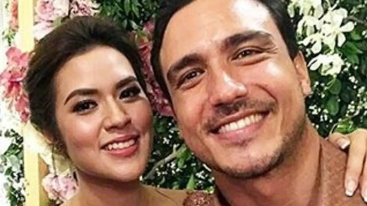 [Bintang] Raisa dan Hamish Daud