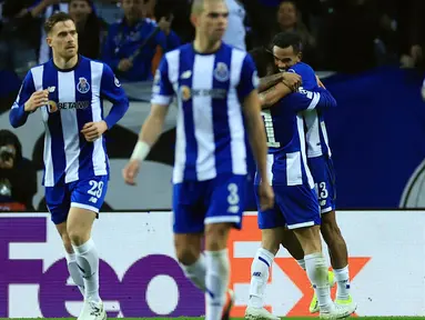 Gelandang FC Porto, Wenderson Galeno merayakan gol yang dicetaknya saat pertandingan leg pertama babak 16 besar Liga Champions 2023/2024 melawan Arsenal FC di Stadion Dragao, Porto pada 21 Februari 2024. (PATRICIA DE MELO MOREIRA/AFP)