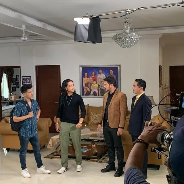 Jadi Ayah dan Anak di Sinetron, Ini 6 Kebersamaan Giorgino Abraham dan Fathir Muchtar