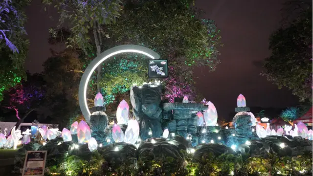 Spot foto iconic Come See Mie: Wishing Well