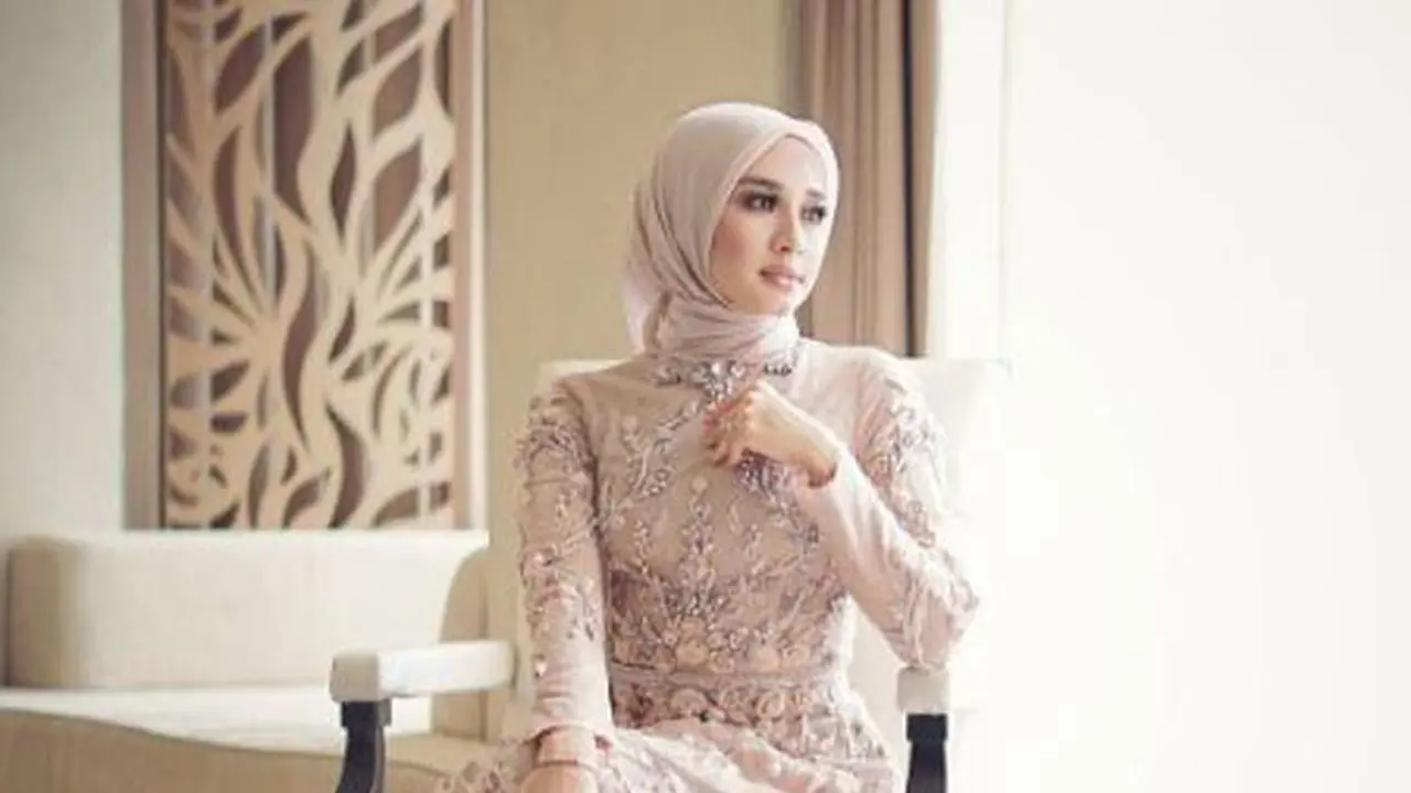 Alasan Laudya Cynthia Bella gunakan jumpsuit di hari pernikahan