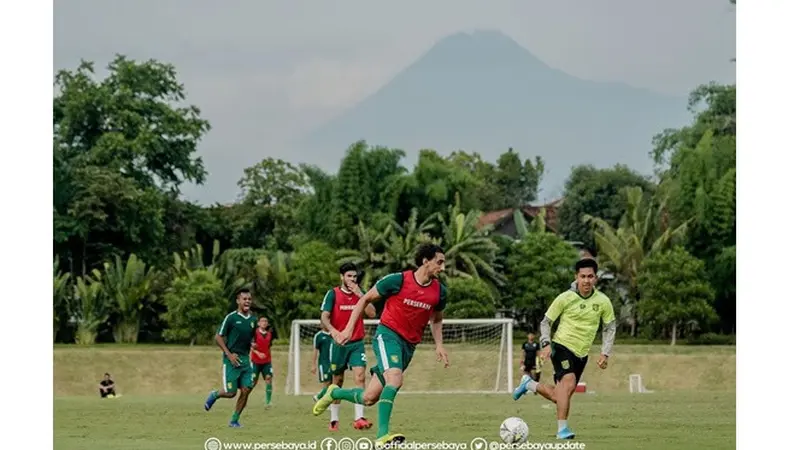 Cetak Dua Gol, Ini 5 Aksi Mahmoud Eid Latihan Serius Bersama Persebaya