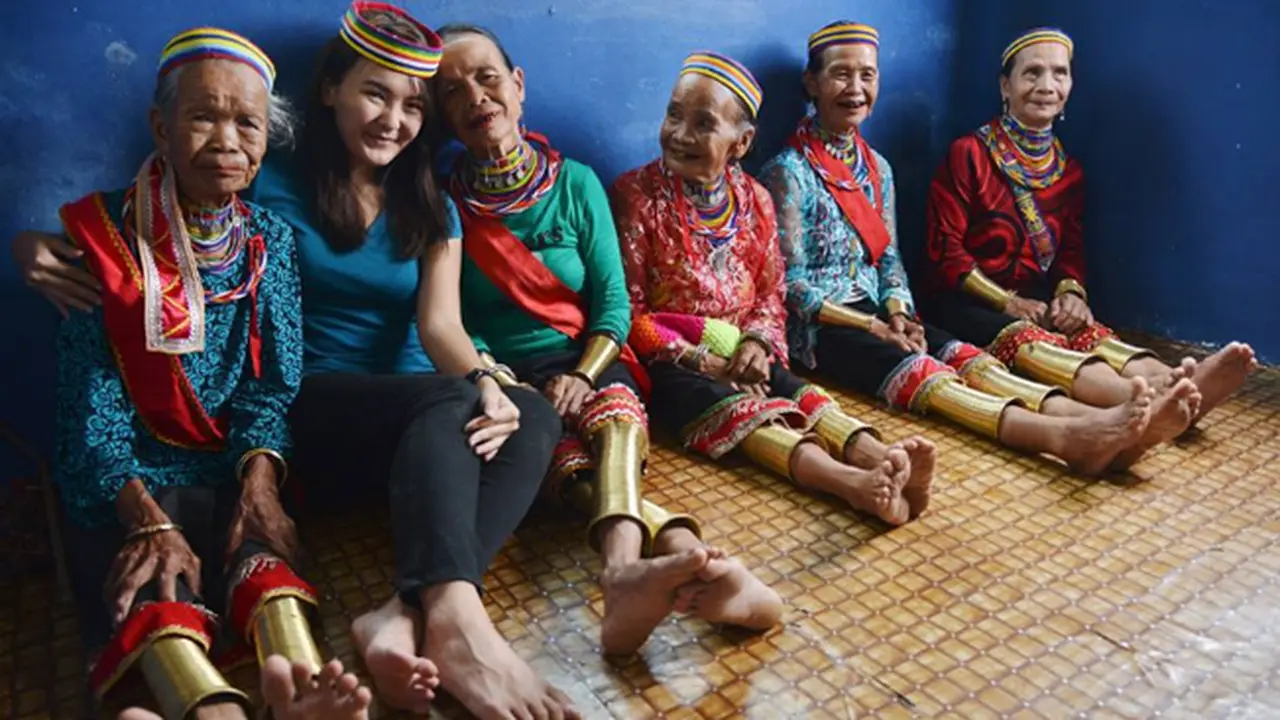 Makin Menghilang, Inilah 7 Wanita Gelang Terakhir di Serawak