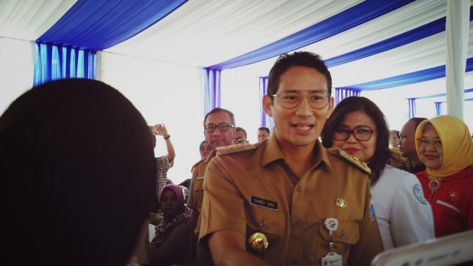 Sandiaga Uno Baca Pantun Kesehatan, Cakep Enggak Bunyinya ...