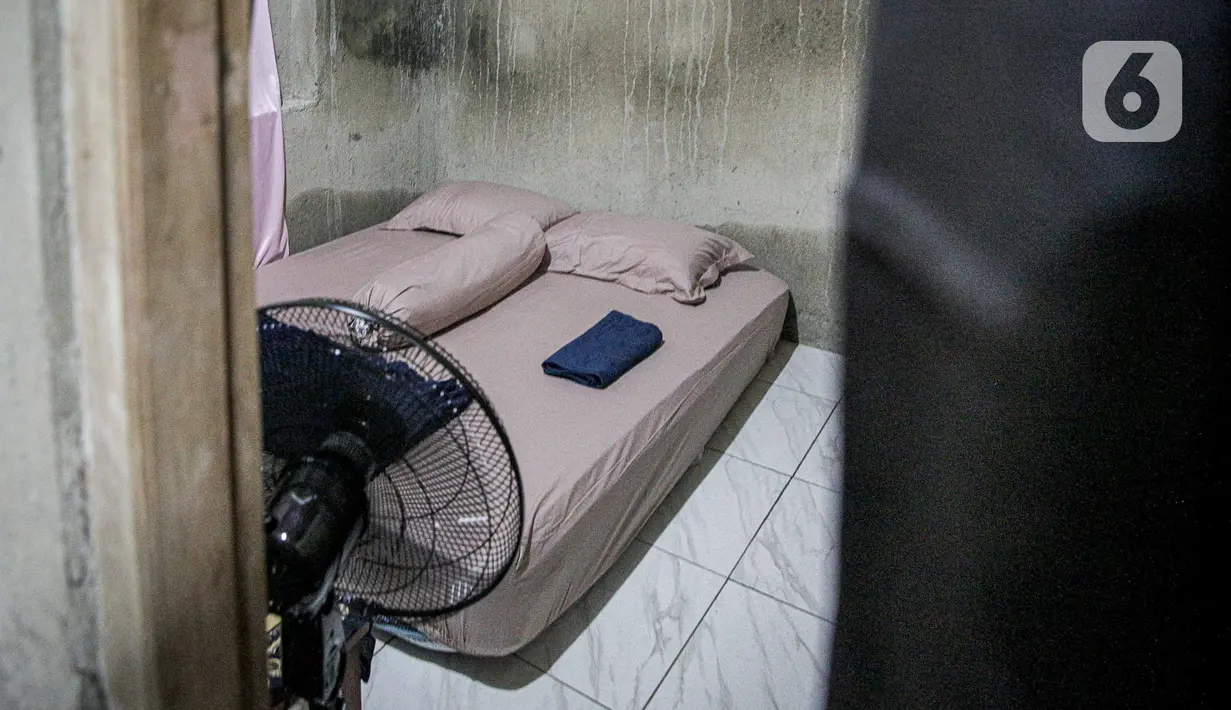 Adapun rumah tempat Ganjar Pranowo menginap adalah kediaman Waidah (55), seorang guru honorer SMP 5 Tegal. (Liputan6.com/Faizal Fanani)