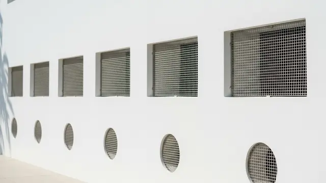 Desain Ventilasi (Vent) dengan Kawat Kasa Rapat