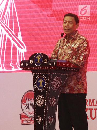 Menko Polhukam Wiranto Kukuhkan PP ISHI 2018-2023