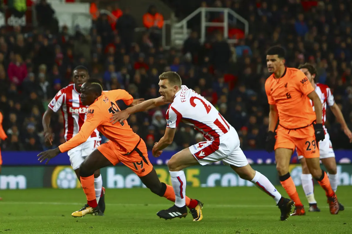FOTO: Mohamed Salah Memukau, Liverpool Gulung Stoke
