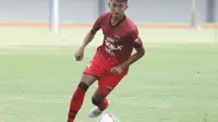 Pemain Persita Tangerang, Miftah Sani. (Bola.com/Permana Kusumadijaya)