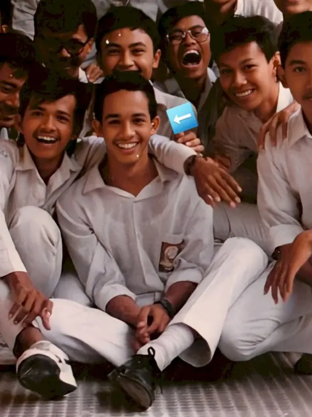 6 Foto Jadul Anies Baswedan Saat Sekolah, Masa SMA Curi Perhatian
